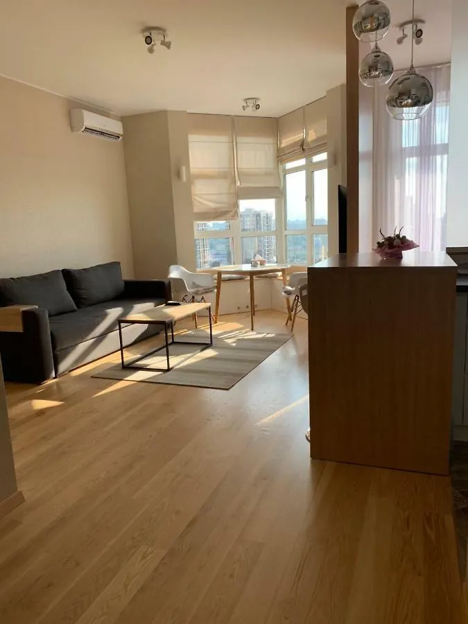 Comfortable Apartments French Quarter Акумулятори Світло Інтернет Завжди Киев 0*,  Украина