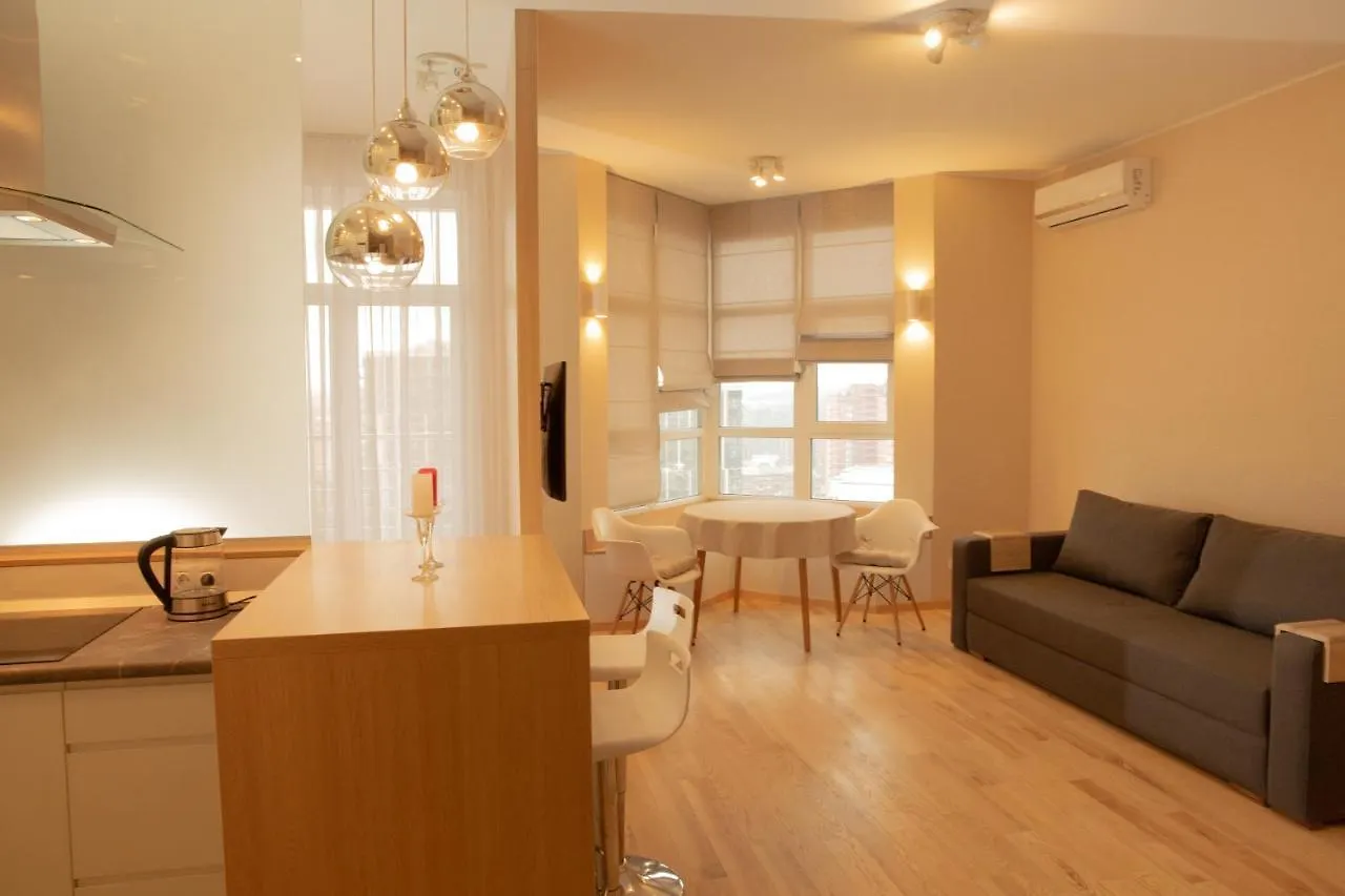 Comfortable Apartments French Quarter Акумулятори Світло Інтернет Завжди Kyiv