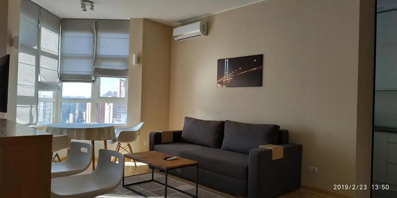 Comfortable Apartments French Quarter Акумулятори Світло Інтернет Завжди Κίεβο